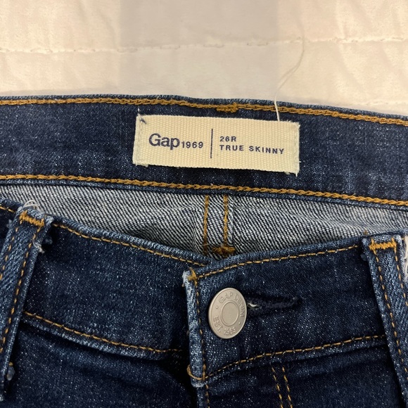 Gap Jeans - Size 26R - Picture 3 of 4